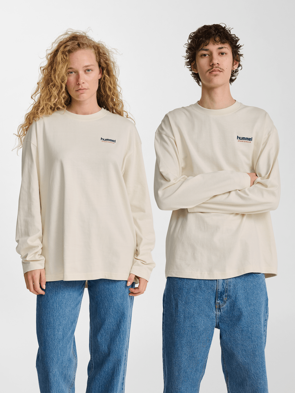hummel Unisex Loose Long Sleeve T-Shirt Sw-5