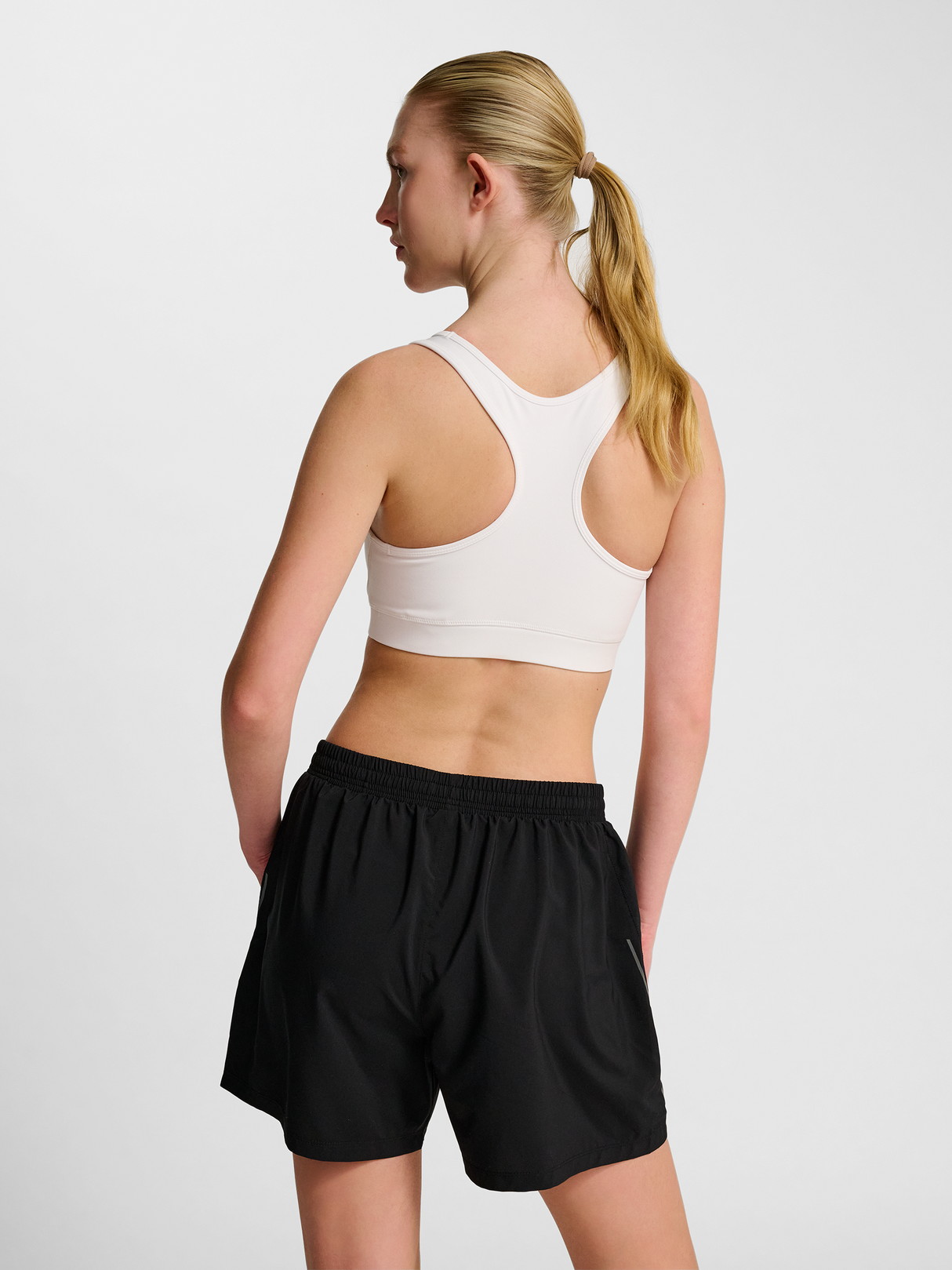 Newline Women's Lean Sports Bra-4