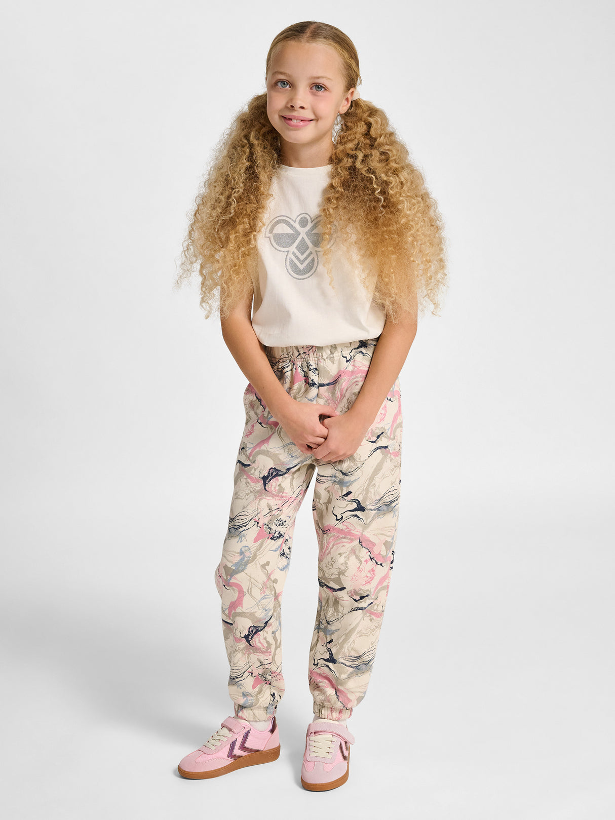 hummel Youth Loose AOP Adjustable Waist Pants-6