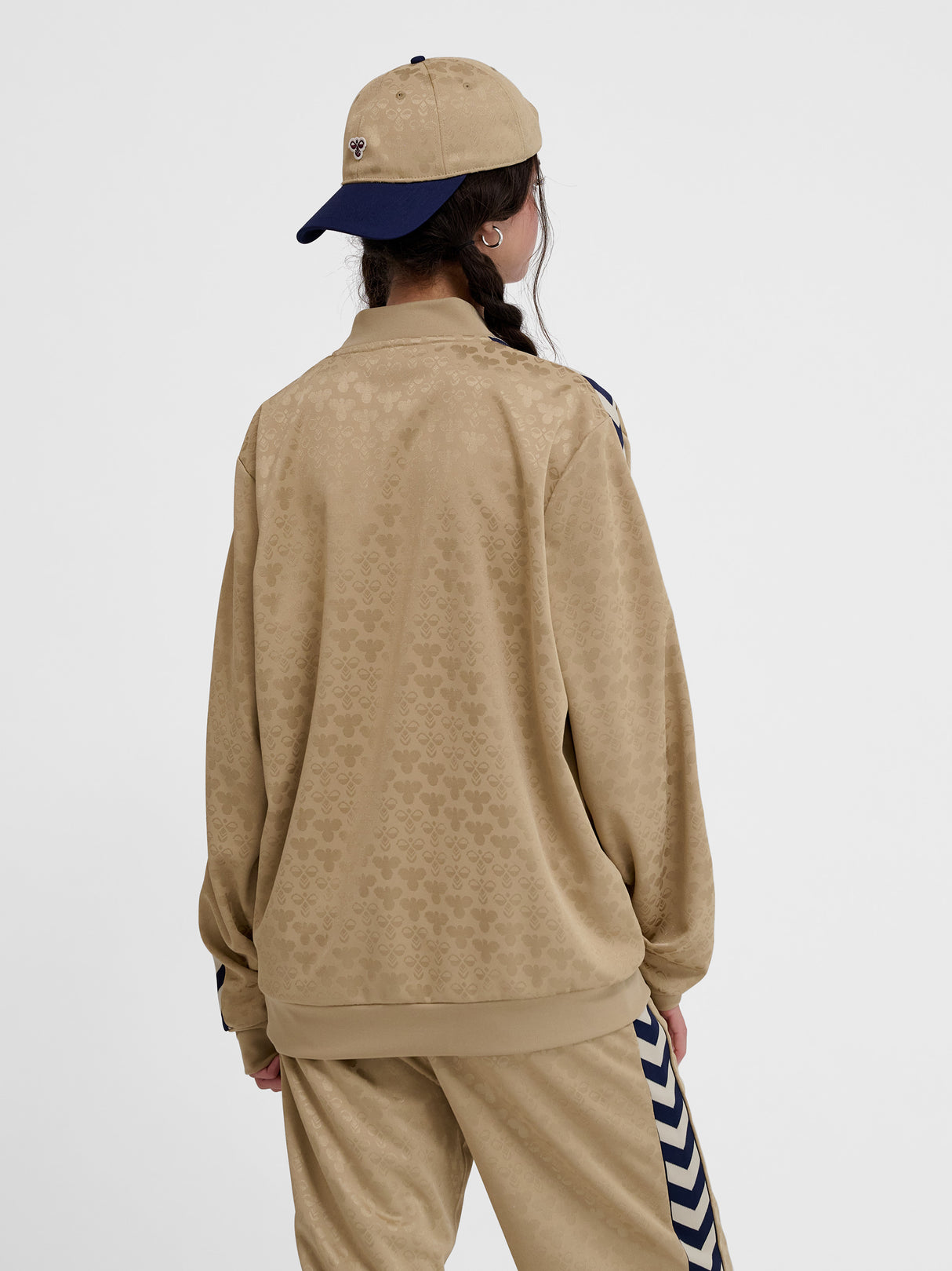 hummel Unisex Archive Regular Poly Jacket AOP-7
