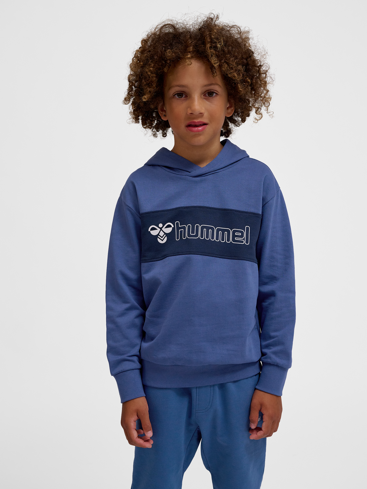 hummel Youth Atlas Hoodie-5