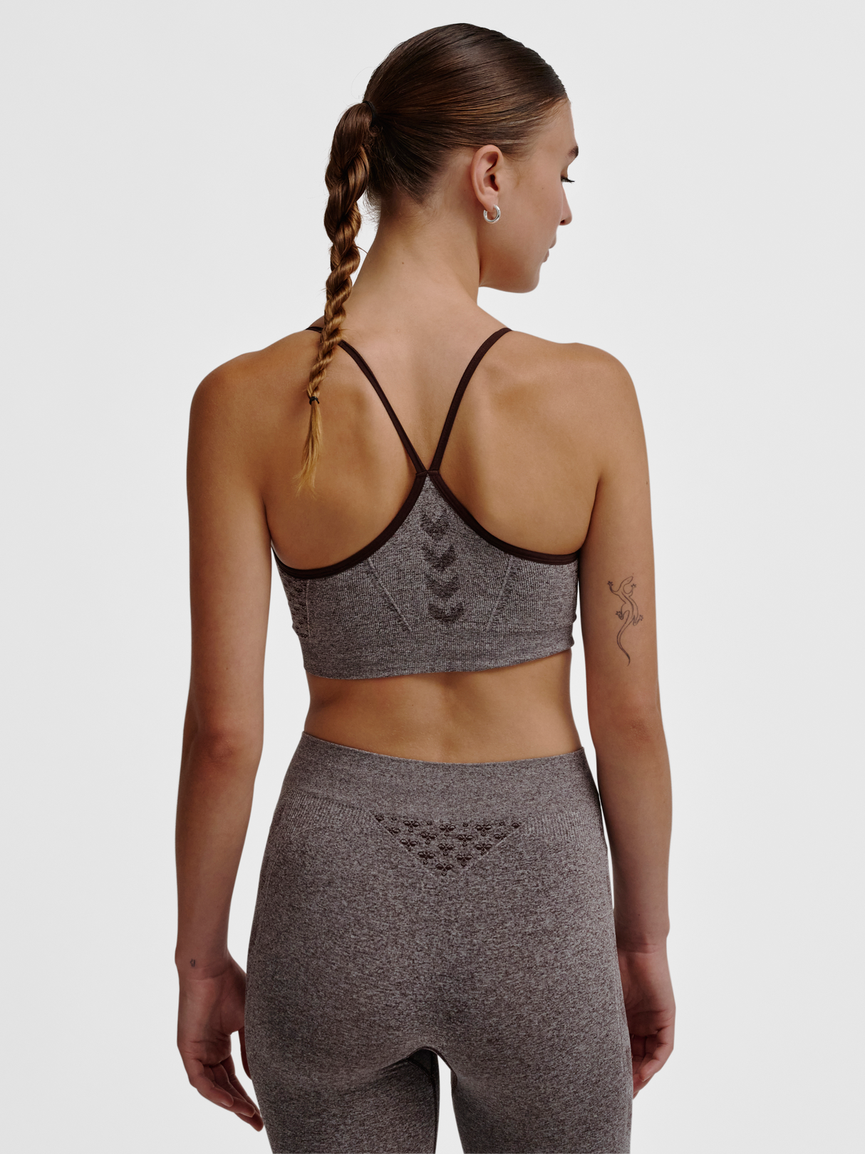 hummel Women's Ci Seamless Scrunch Sports Bra-5