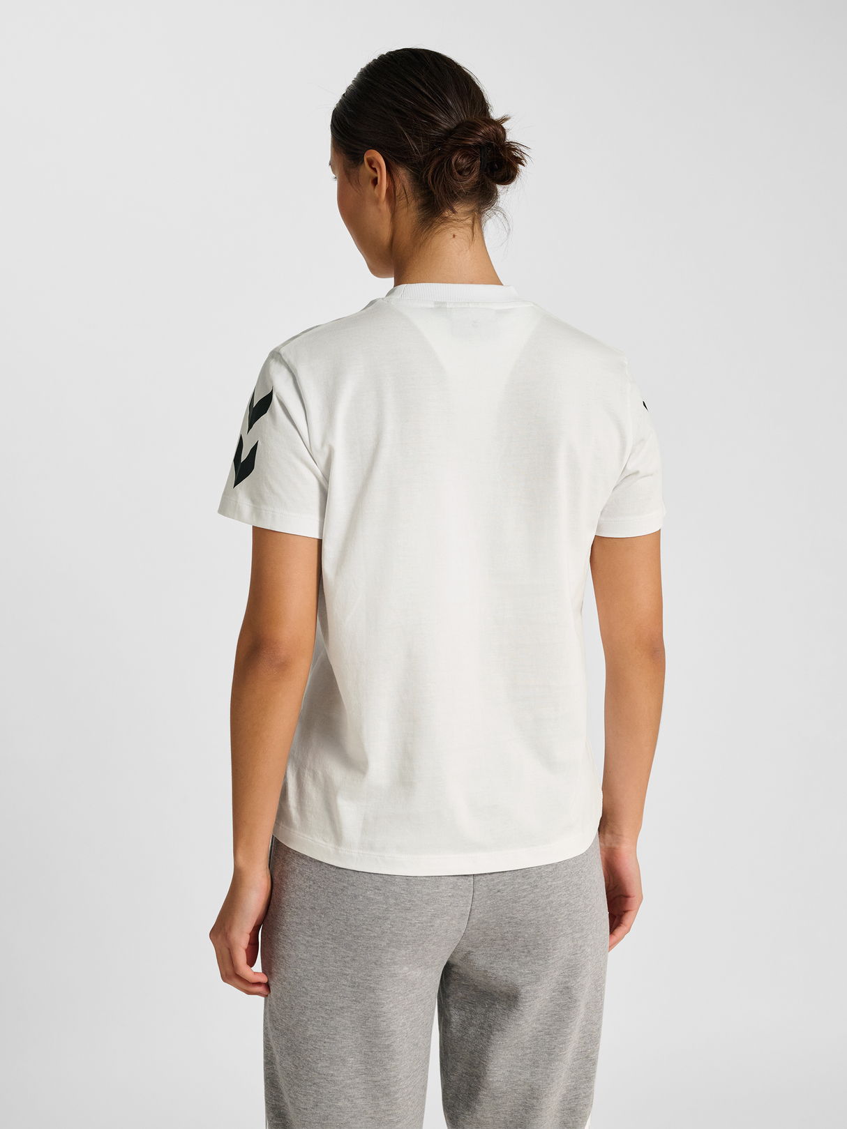 hummel Women's Legacy 2.0 Short Sleeve T-Shirt-5
