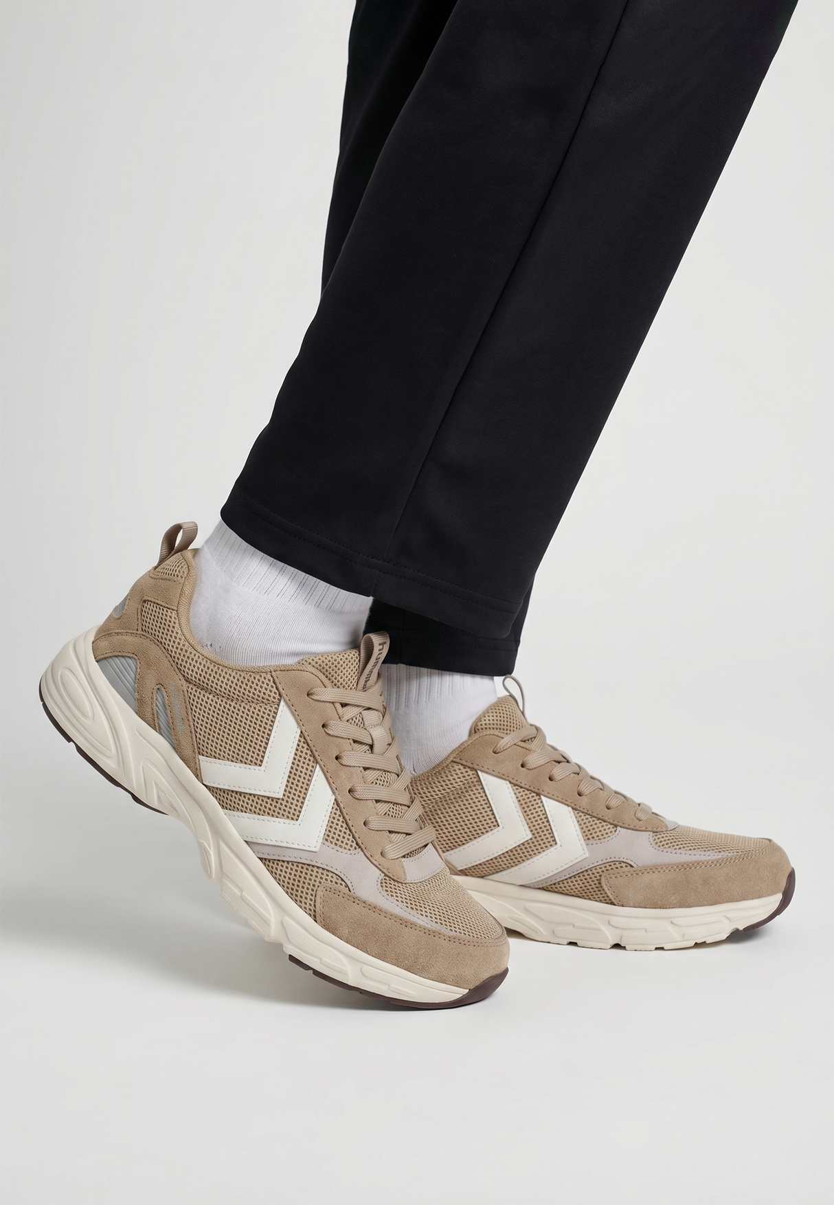 hummel Unisex Coreforce One Shoes-5