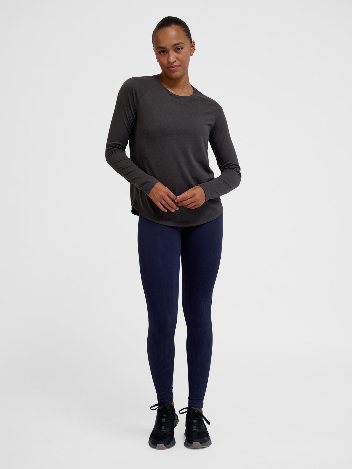 hummel Women's Mindful Training Vanja Long Sleeve T-Shirt-6