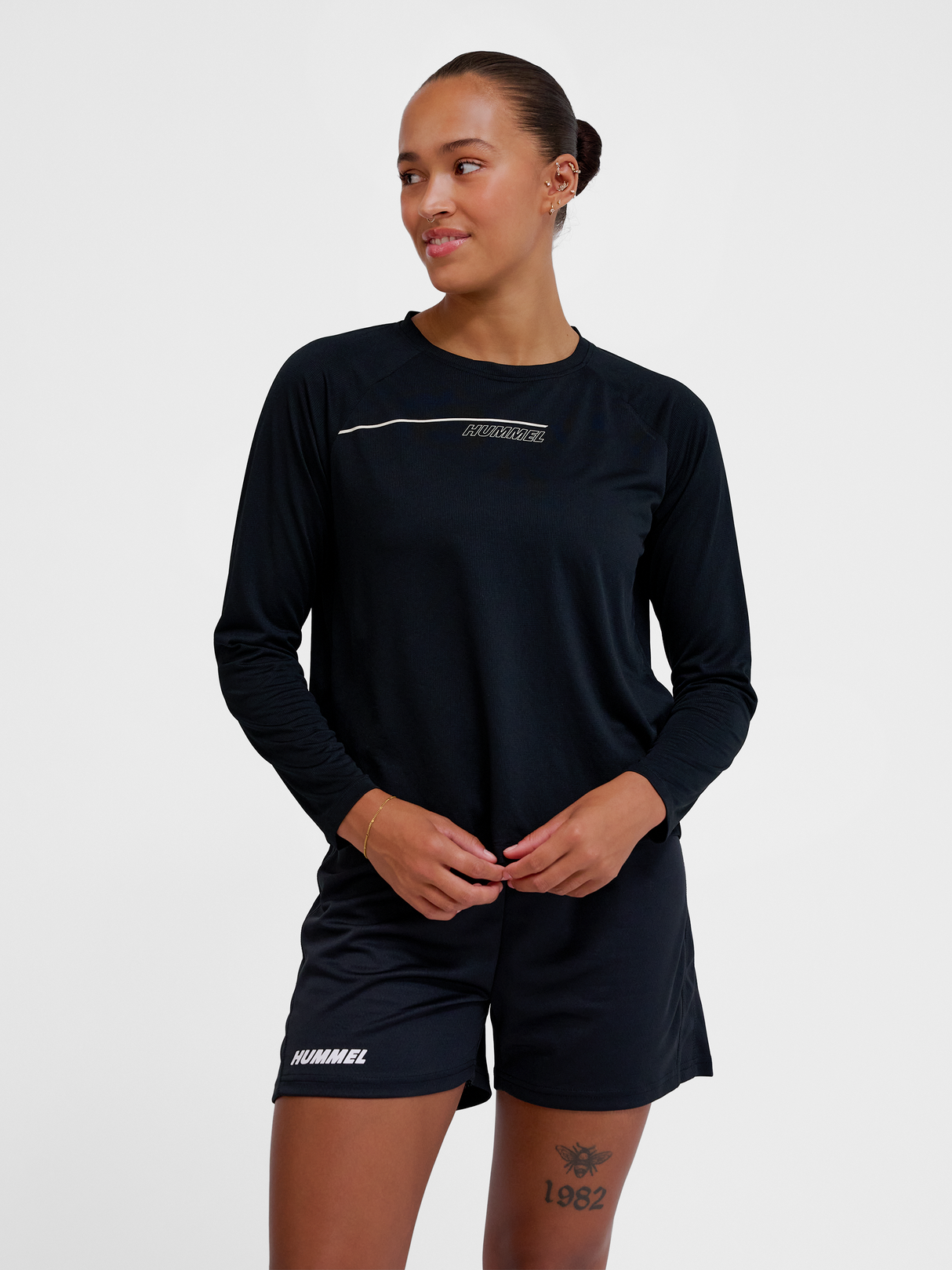hummel Women's Court Light Weight Long Sleeve T-Shirt-6