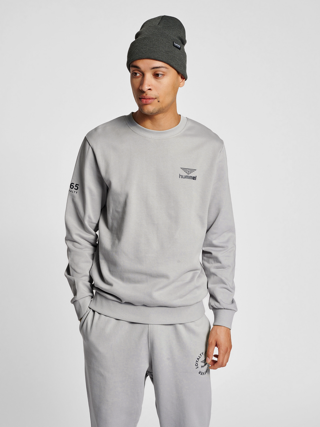 hummel Unisex Legacy Loyalty Sweathirt-4