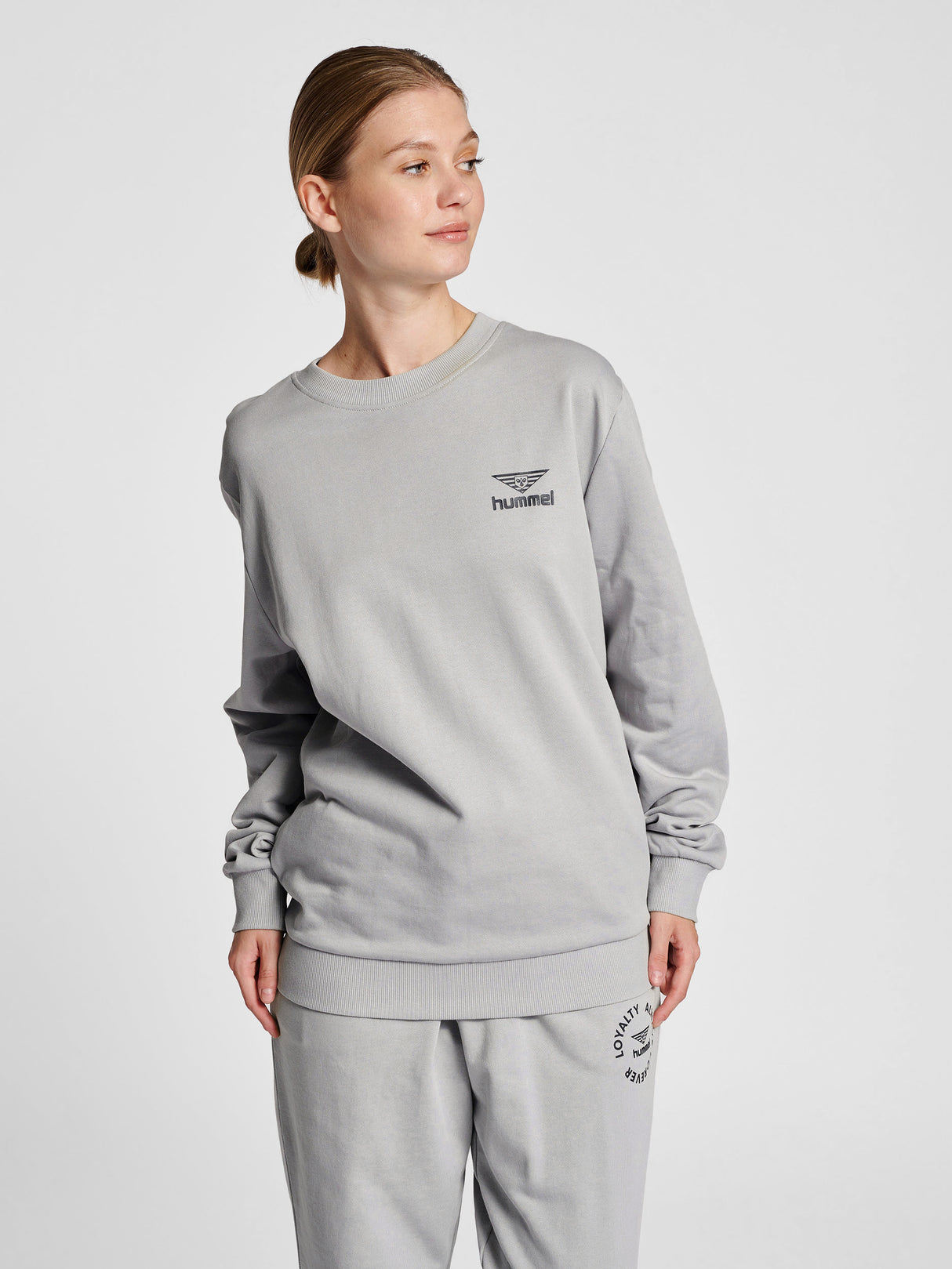 hummel Unisex Legacy Loyalty Sweathirt-6