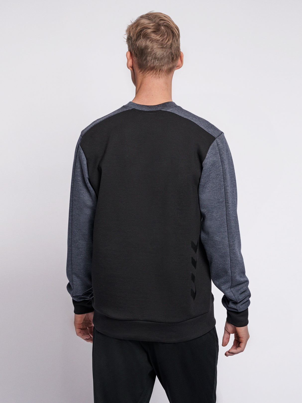 hummel Men's Tropper Sweatshirt-7