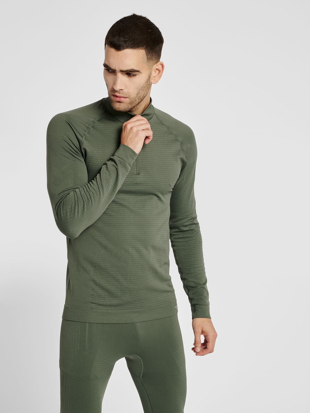 hummel Men's Stroke Seamless Half Zip-5