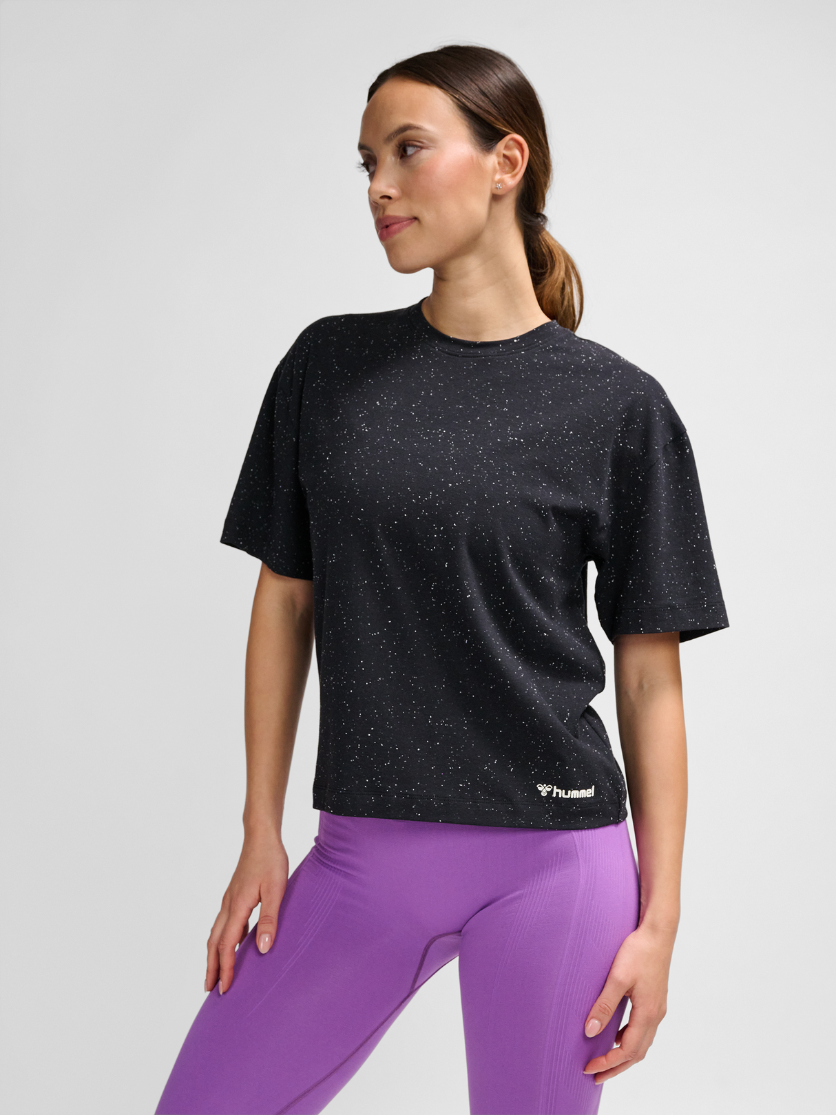 hummel Women's Mindful Training Ultra Boxy Shorts T-Shirt-6