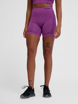 hummel Women's Mindful Training Shaping Seamless Mid Waist Shorts-5