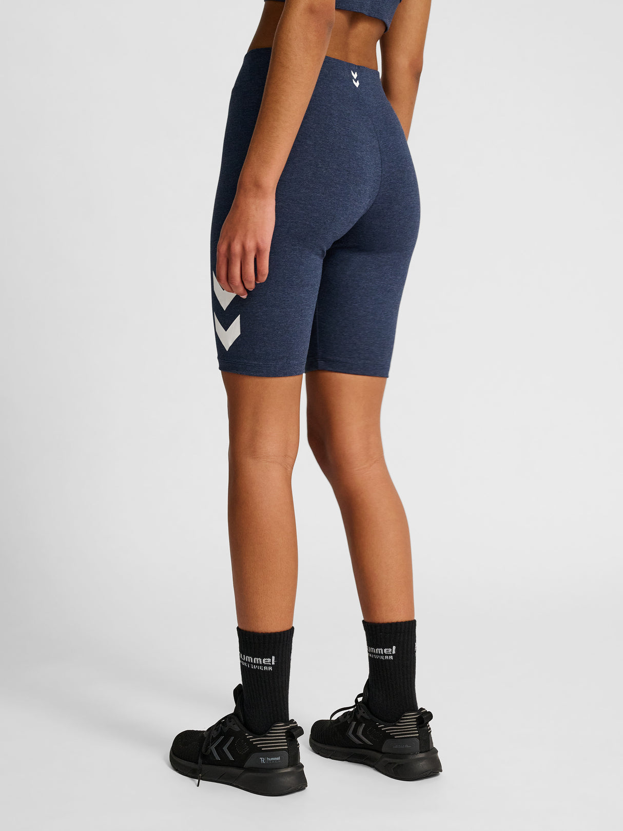 hummel Women's Pulse Logo Mid Waist Shorts Tights-6