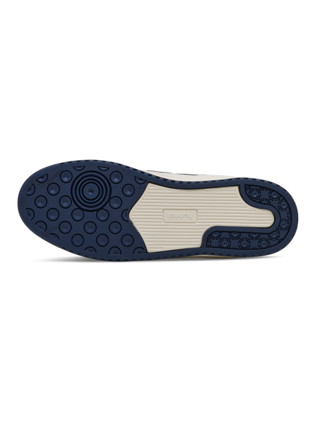 hummel Unisex St. Power Play Mid Rtm Shoes-2