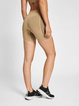 hummel Women's Mindful Training Shaping Seamless Mid Waist Shorts-6