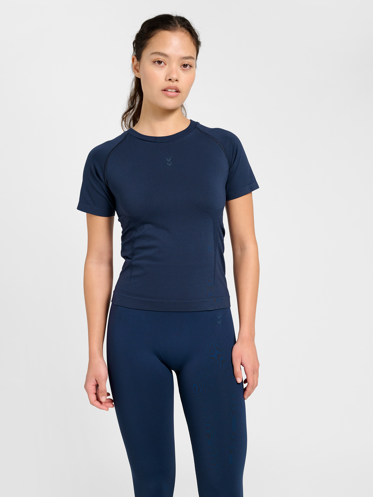 hummel Women's Flow Short Sleeve T-Shirt-5