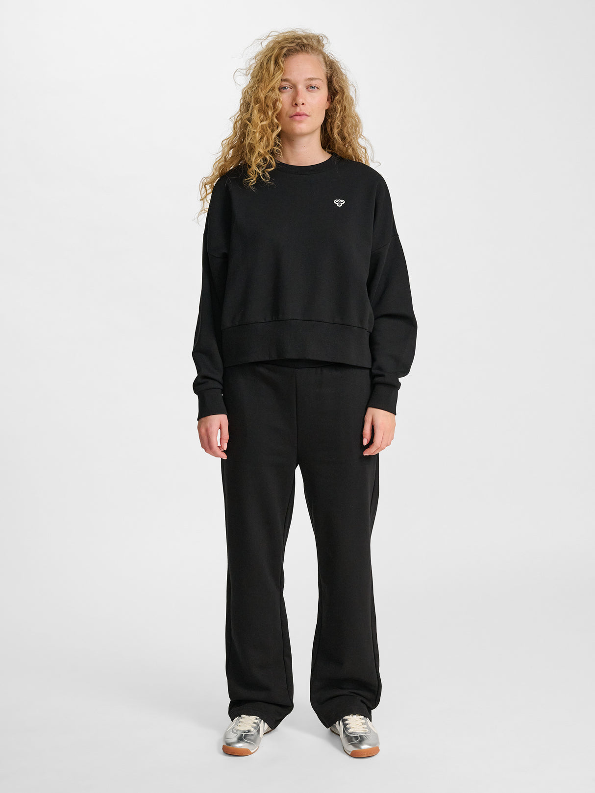 hummel Women's Loose Sweatpants Bee-6