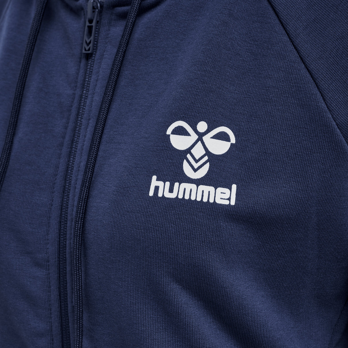 hummel Women's Noni 2.0 Zip Hoodie-3
