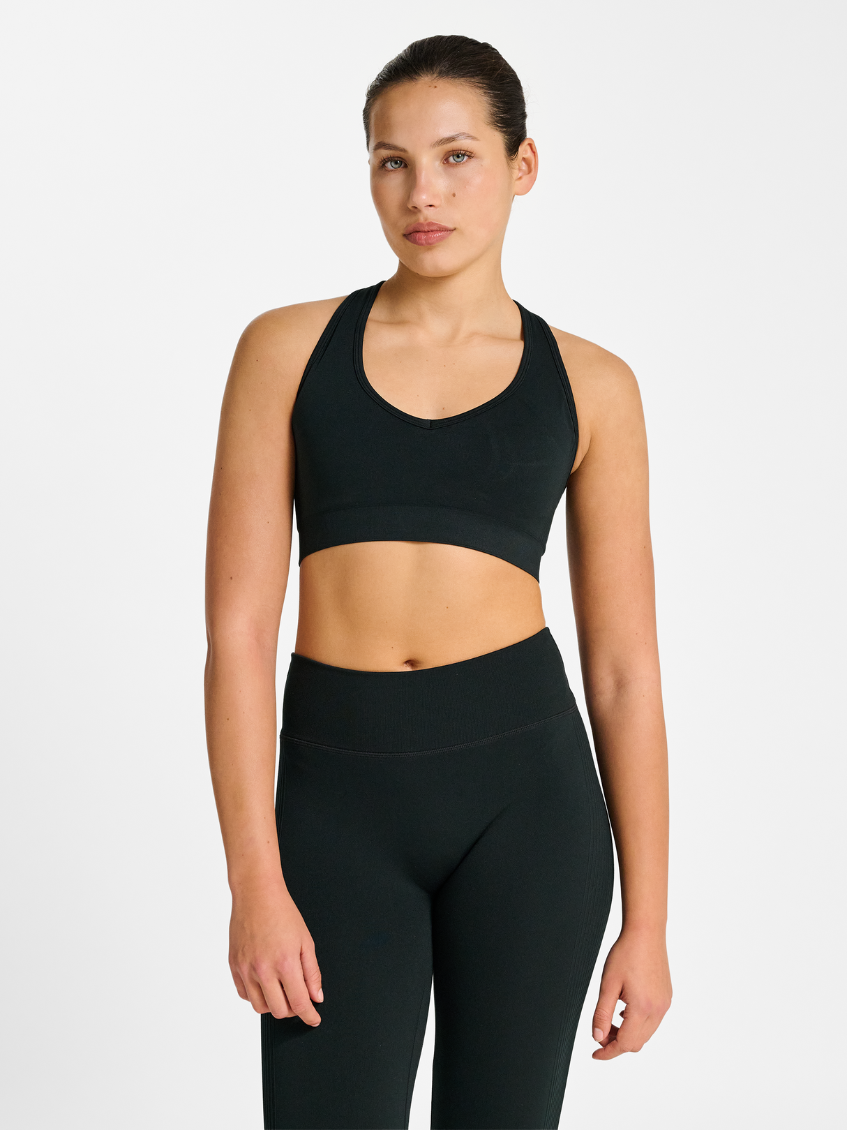 hummel Women's HIIT Seamless V Shape Padded Bra-5