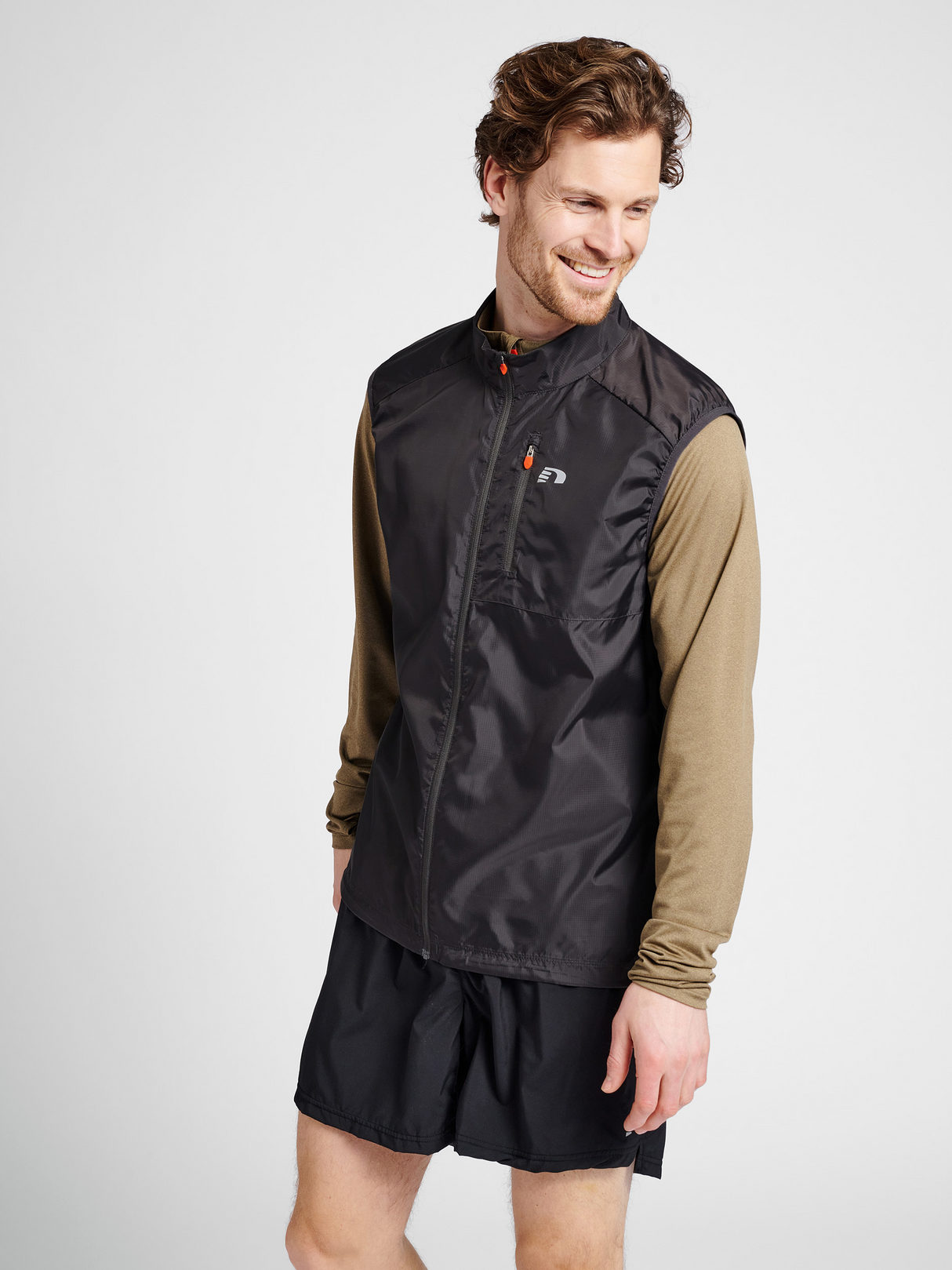 Newline Men's Packable Tech Gilet-6