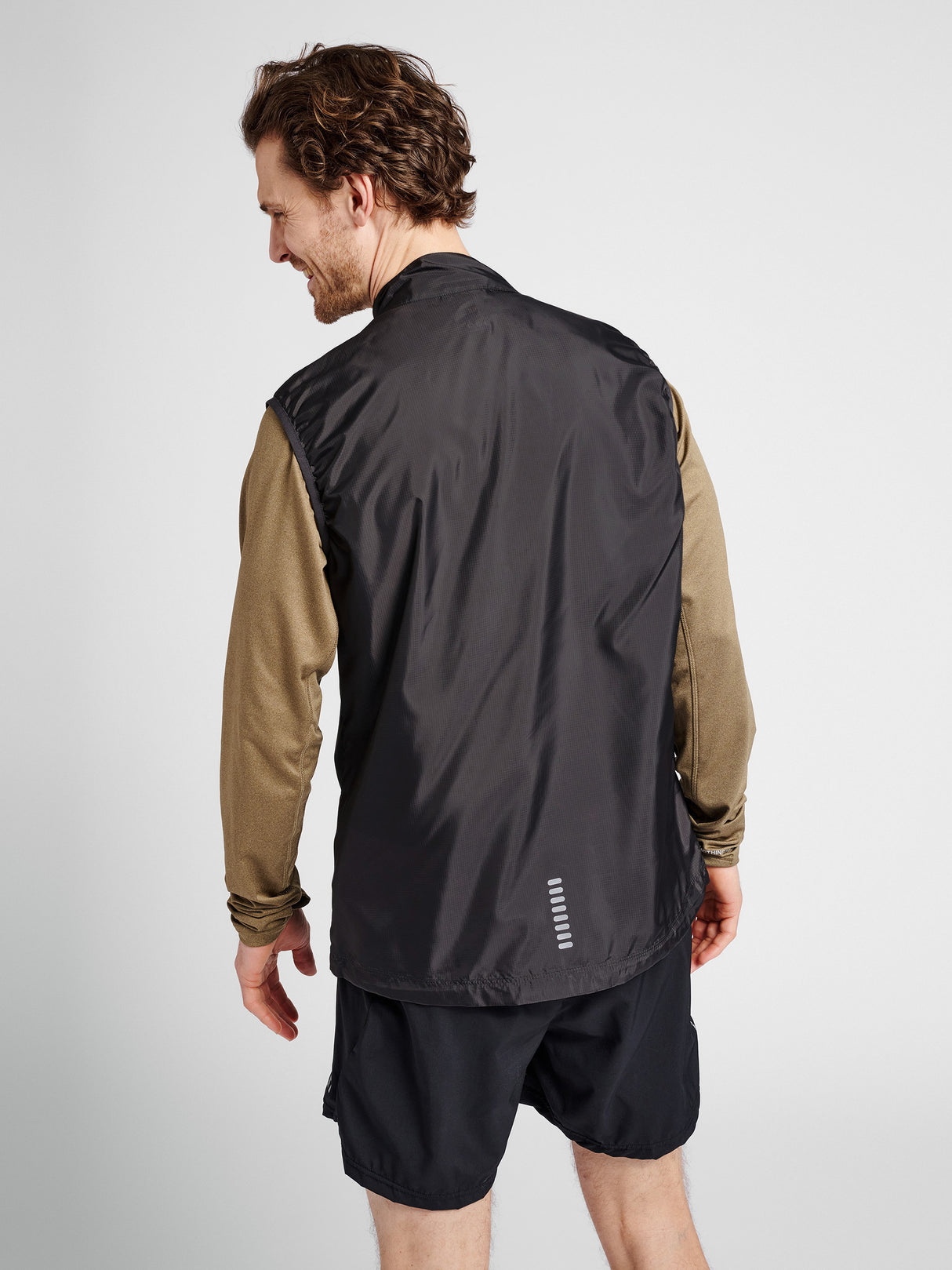 Newline Men's Packable Tech Gilet-7