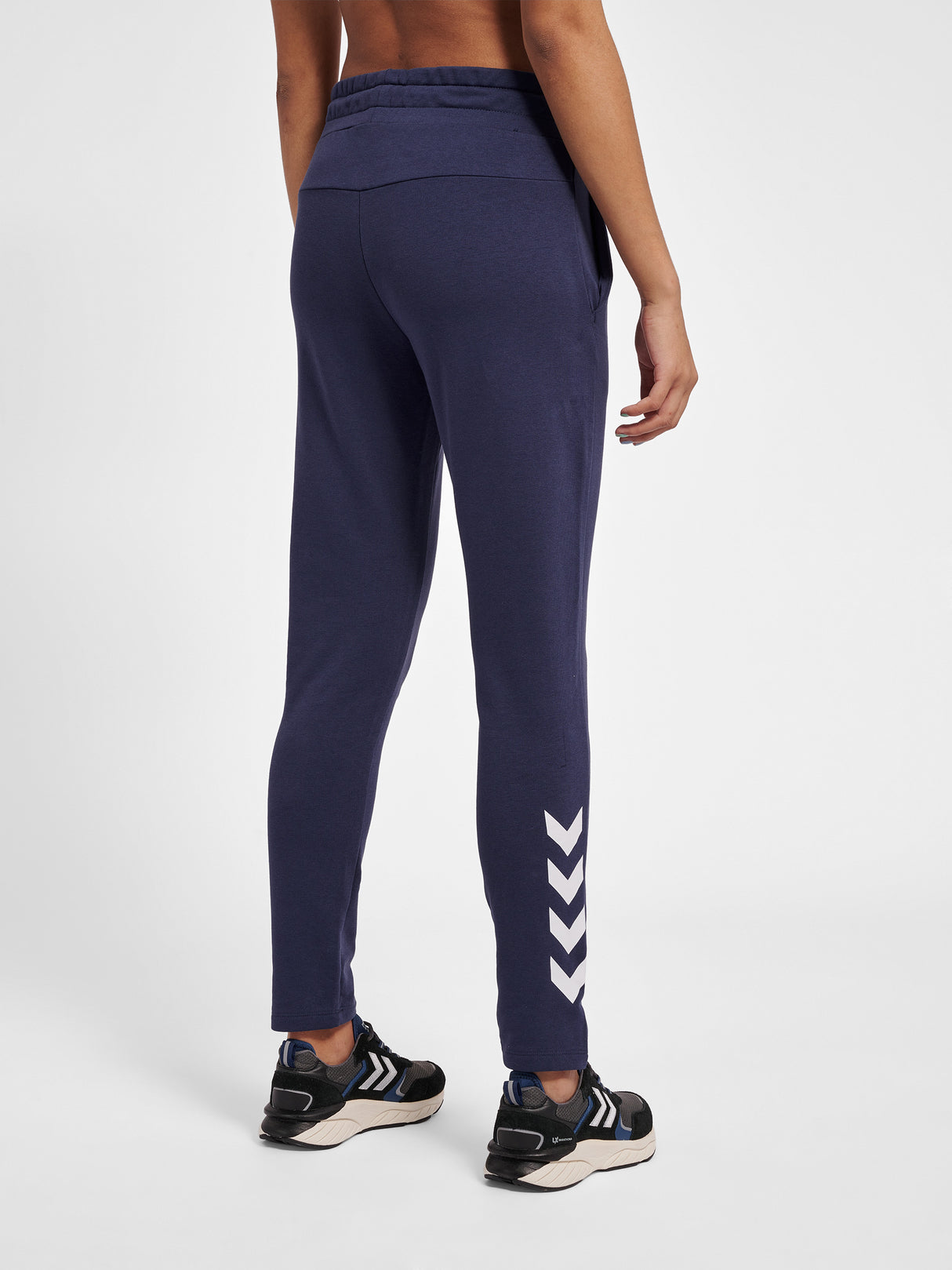 hummel Women's Noni 2.0 Tapered Pants-6