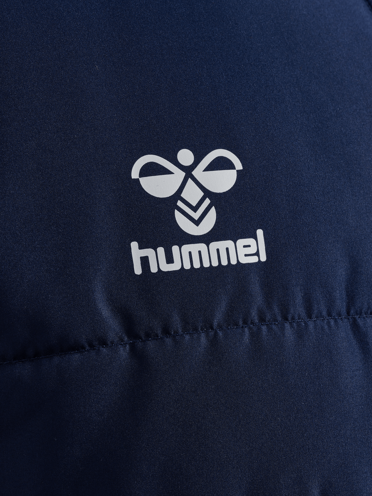 hummel Unisex Essential Shorts Bench Jkt-3
