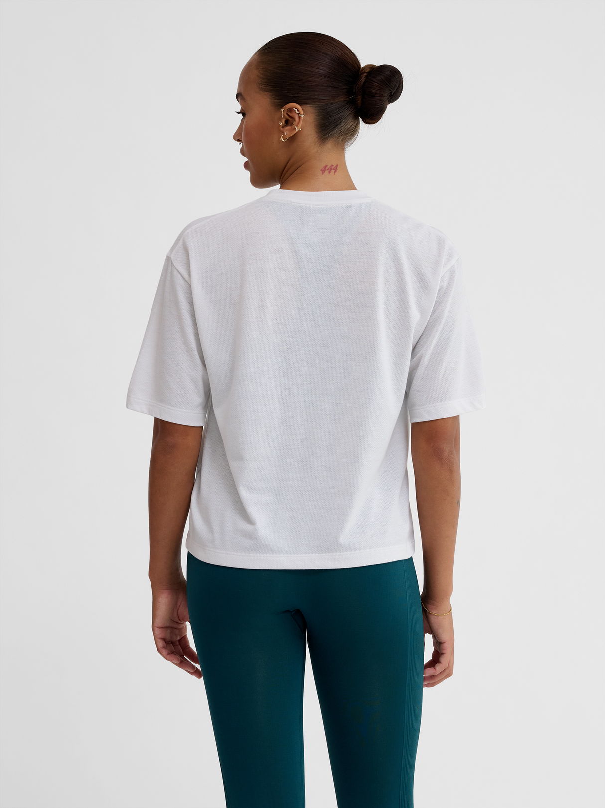 hummel Women's Mindful Training Vanja Boxy Shorts T-Shirt-4