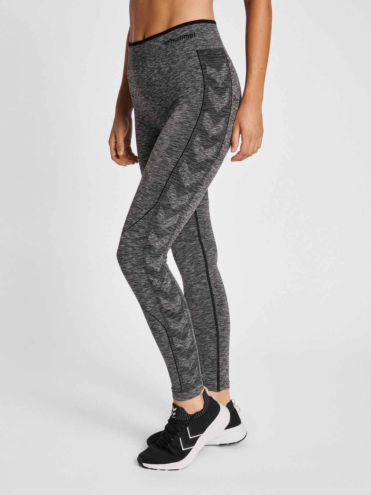hummel Women's Mindful Training Una Seamless Mid Waist Tights-5