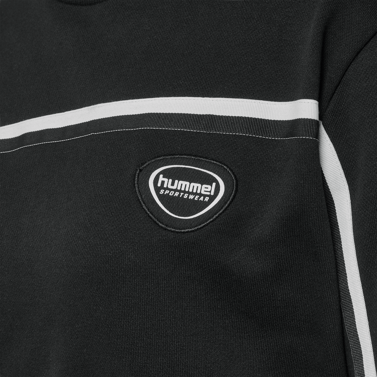 hummel Women's Legacy Mai Boxy Sweatshirt-3