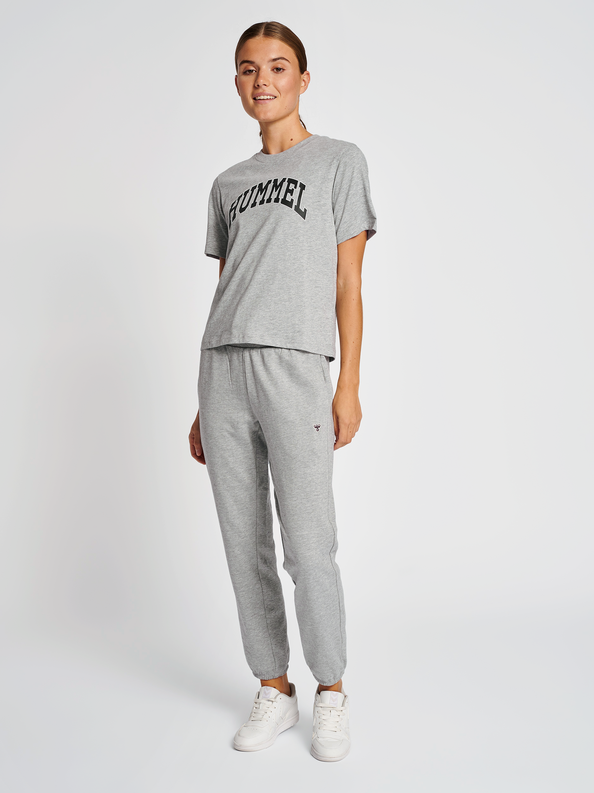 hummel Women's Icons Gill Loose T-Shirt-4