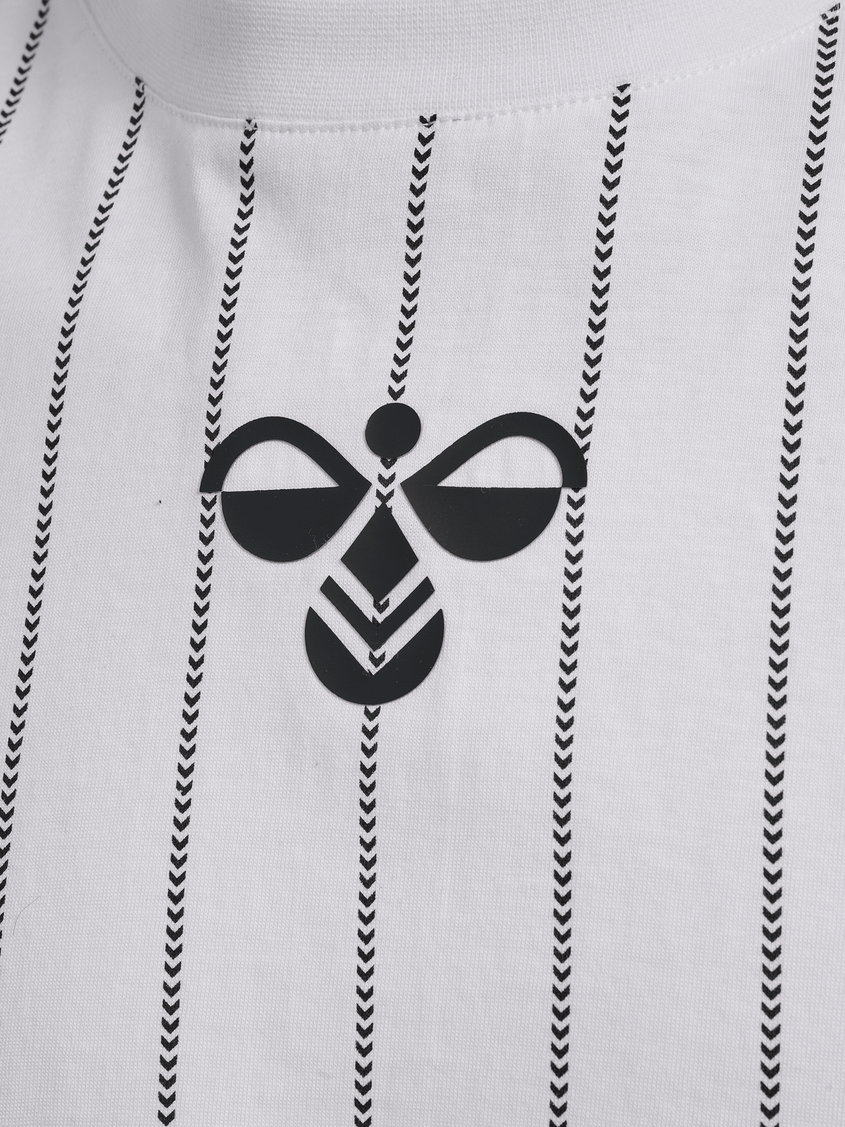 hummel Men's Chevron Pinstripe T-Shirt-3