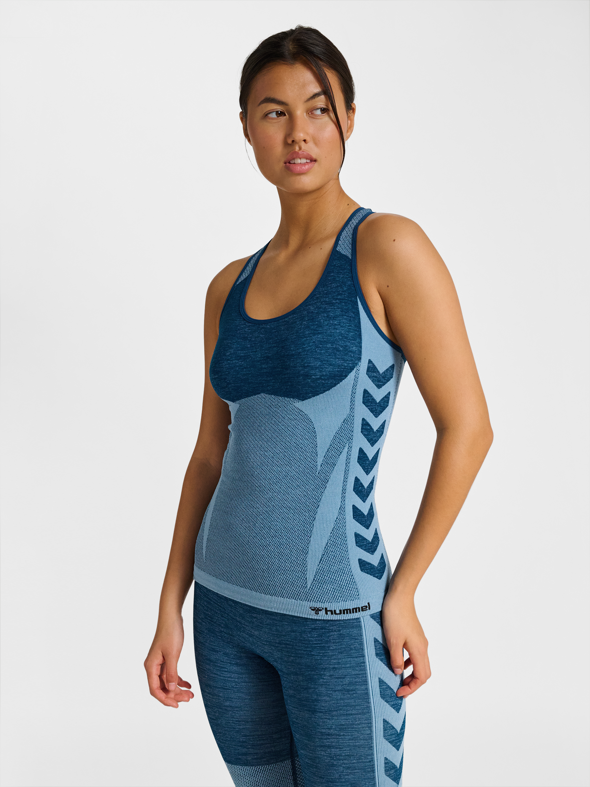 hummel Women's Clea Seamless Top-4