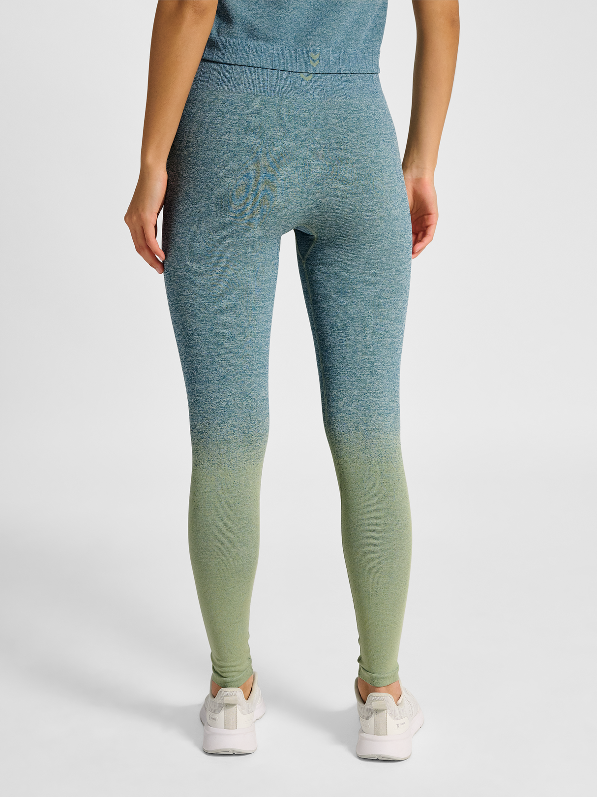hummel Women's Yoga Seamless Gradient High Waist Tights-5