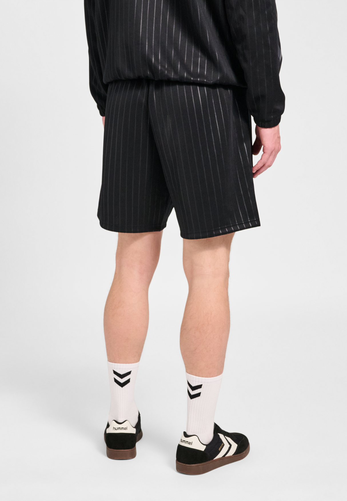 hummel Men's Stripe Shorts-5