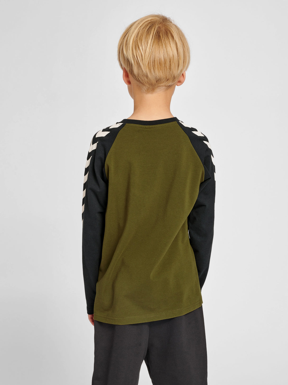 hummel Youth Long Sleeve T-Shirt-6