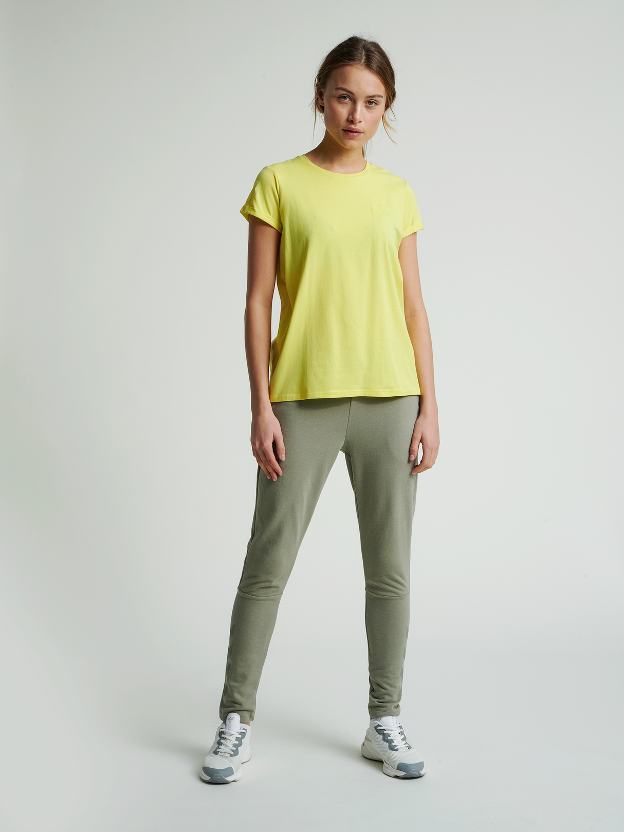 hummel Women's Isobella Short Sleeve T-Shirt-4