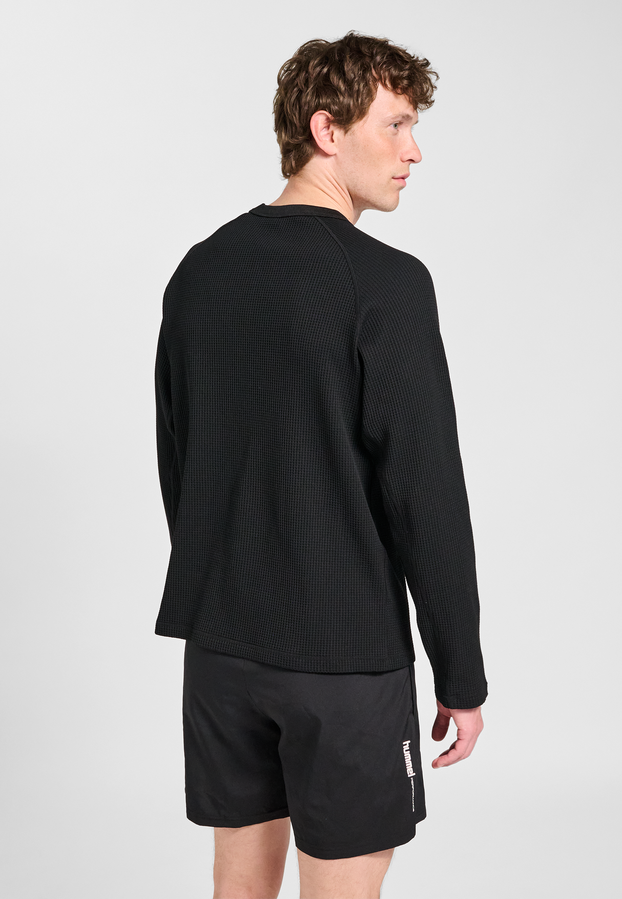 hummel Men's Momentum Crewneck-4