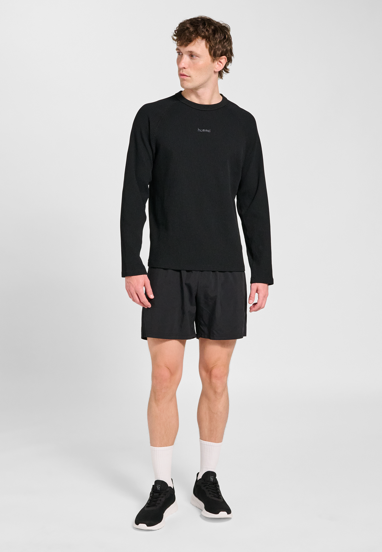 hummel Men's Momentum Crewneck-5
