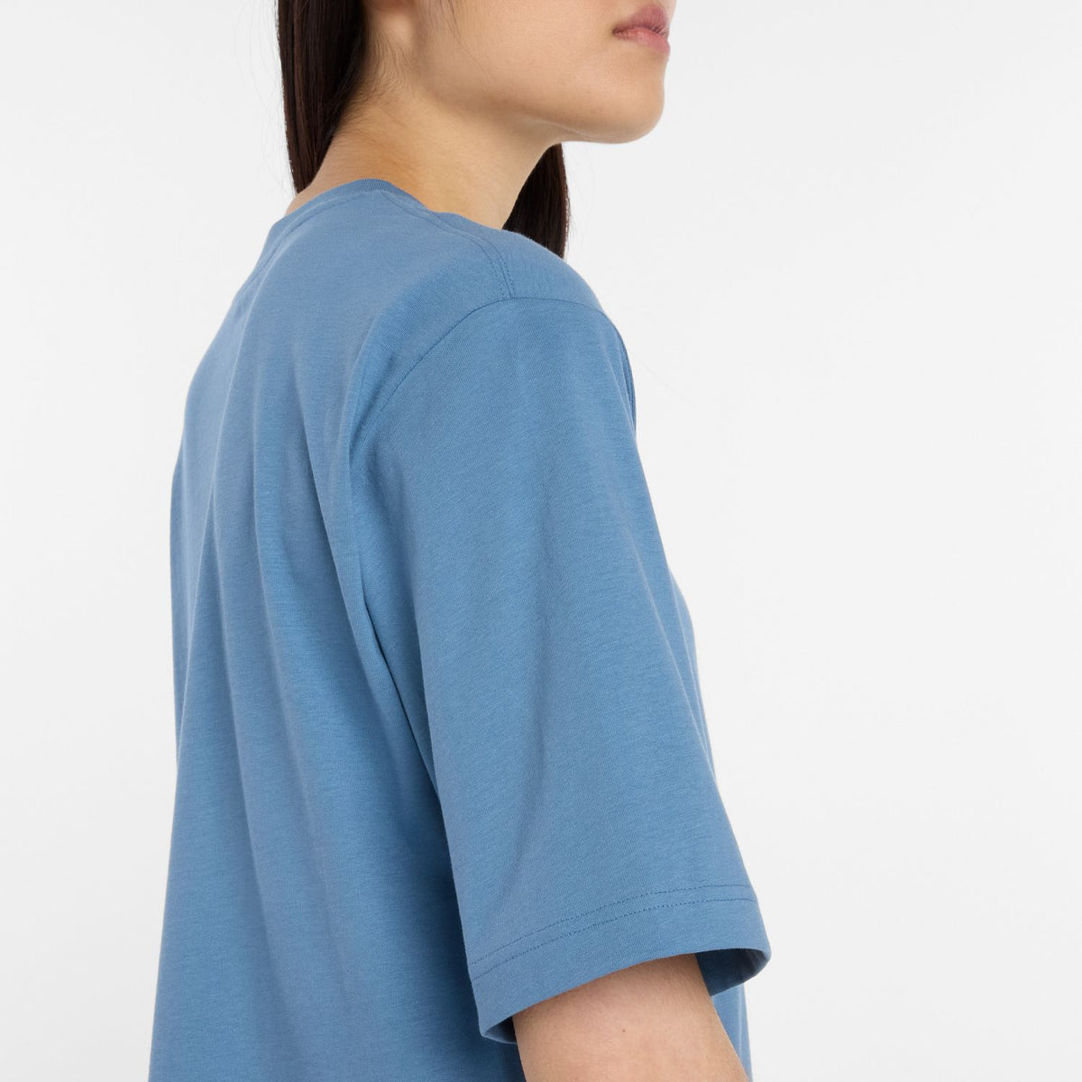 New Balance Women's Flower Logo Crew-5