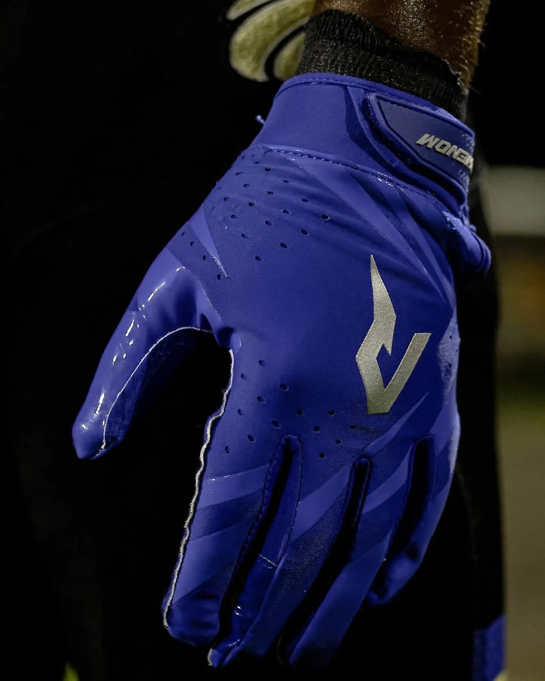 Phenom Elite Youth VPS5 Football Gloves-49