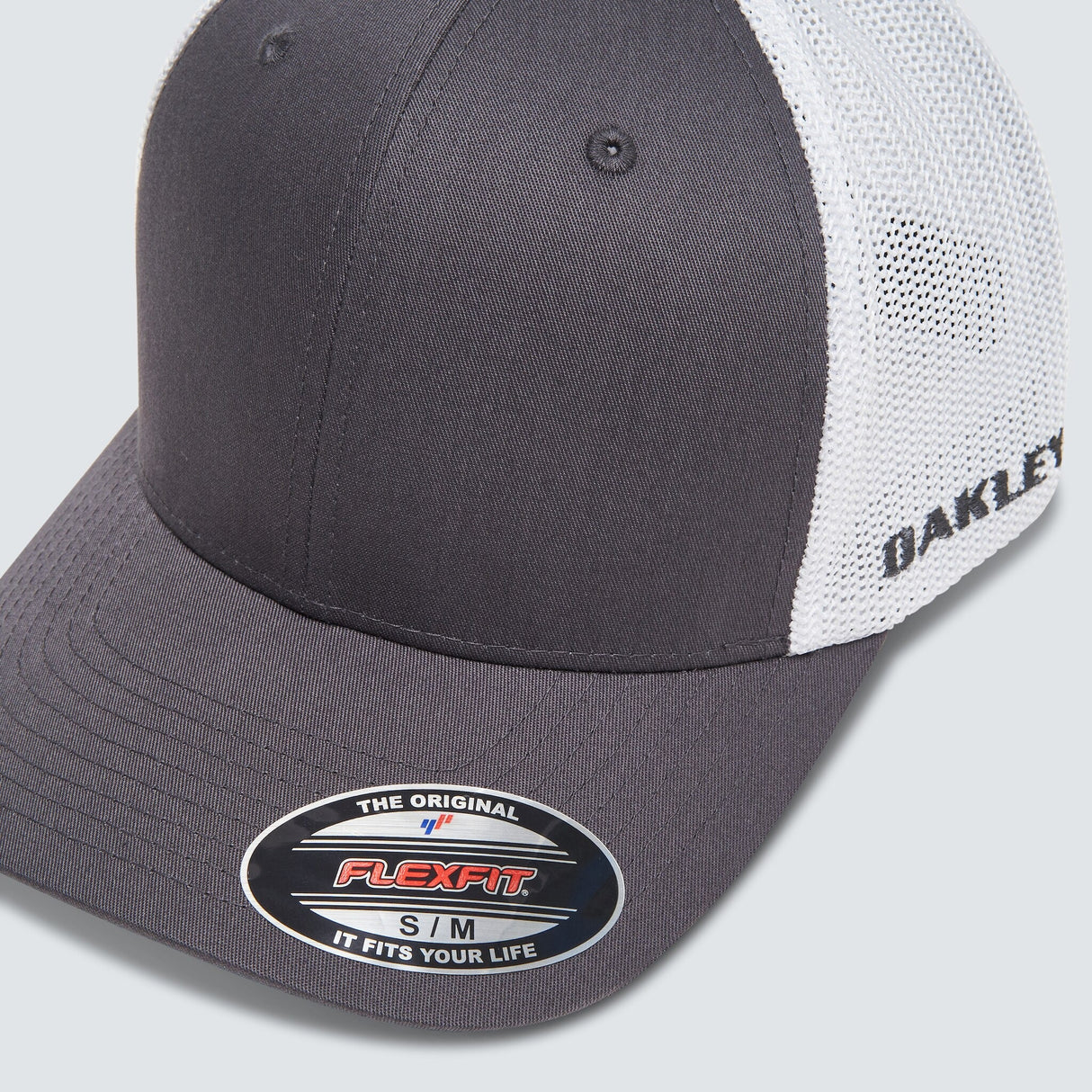 Oakley Golf Cresting Trucker Hat-2