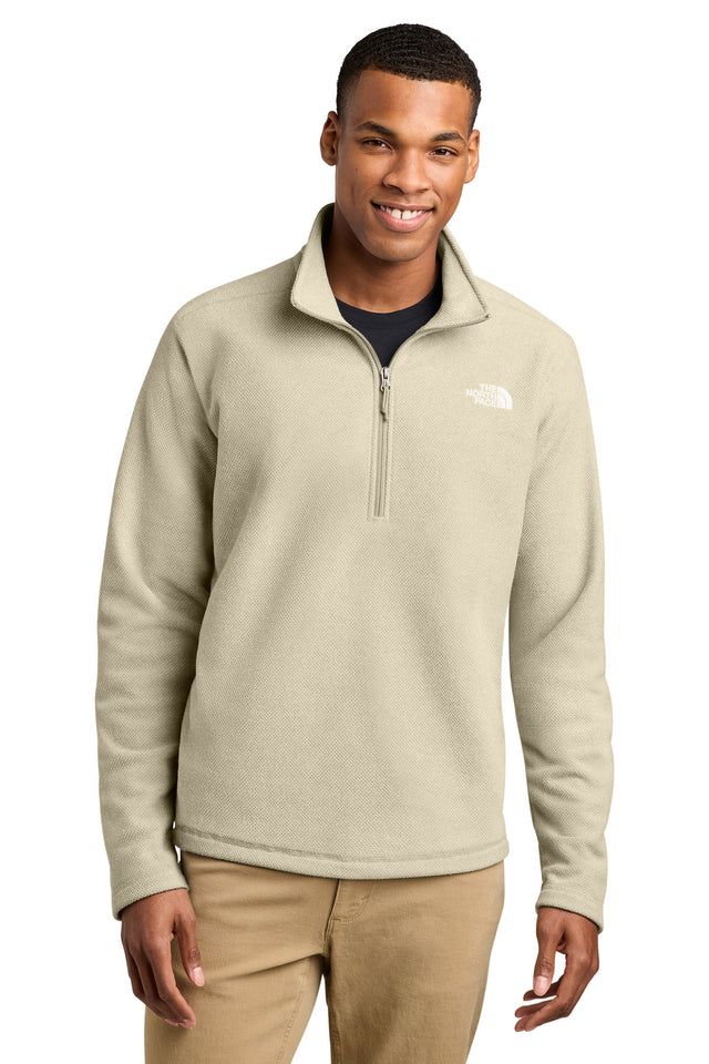 The North Face Men's   Textured Pine Grove 1/2-Zip NF0A8JF6