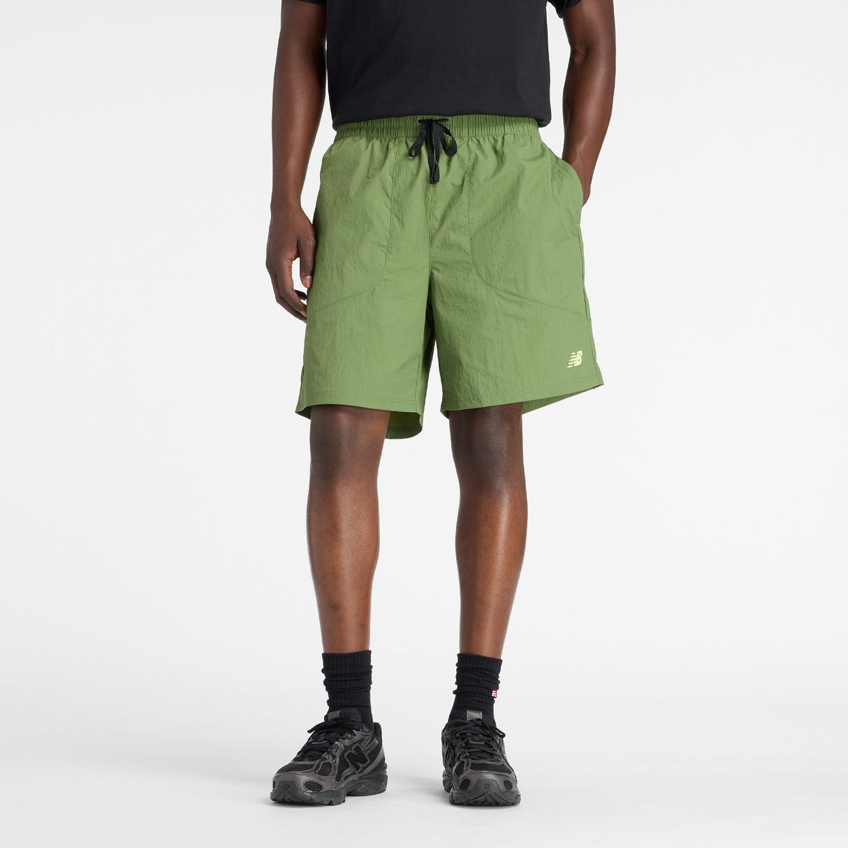 New Balance Men's Castlefield Woven Shorts 7-1