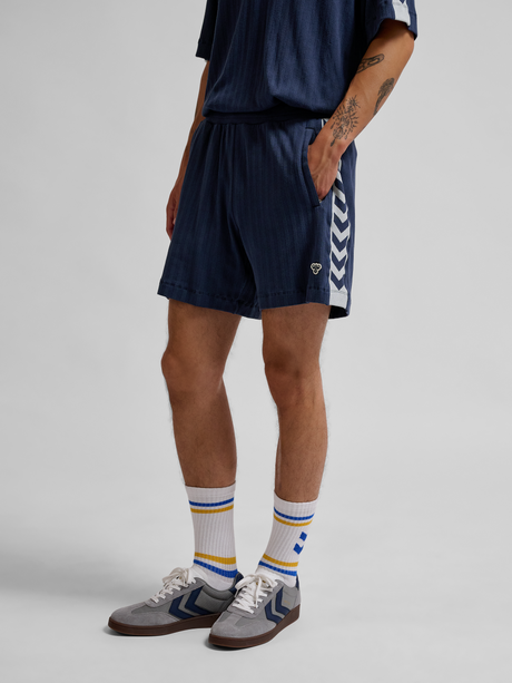Hummel Men's Archive Regular Shorts 228520-5