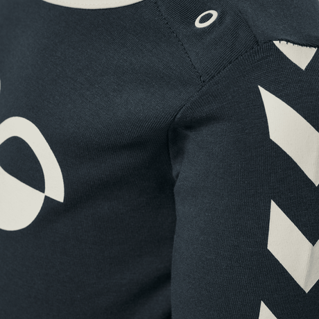 Hummel Infant and Toddler Flipper Long Sleeve T-Shirt 213893-4