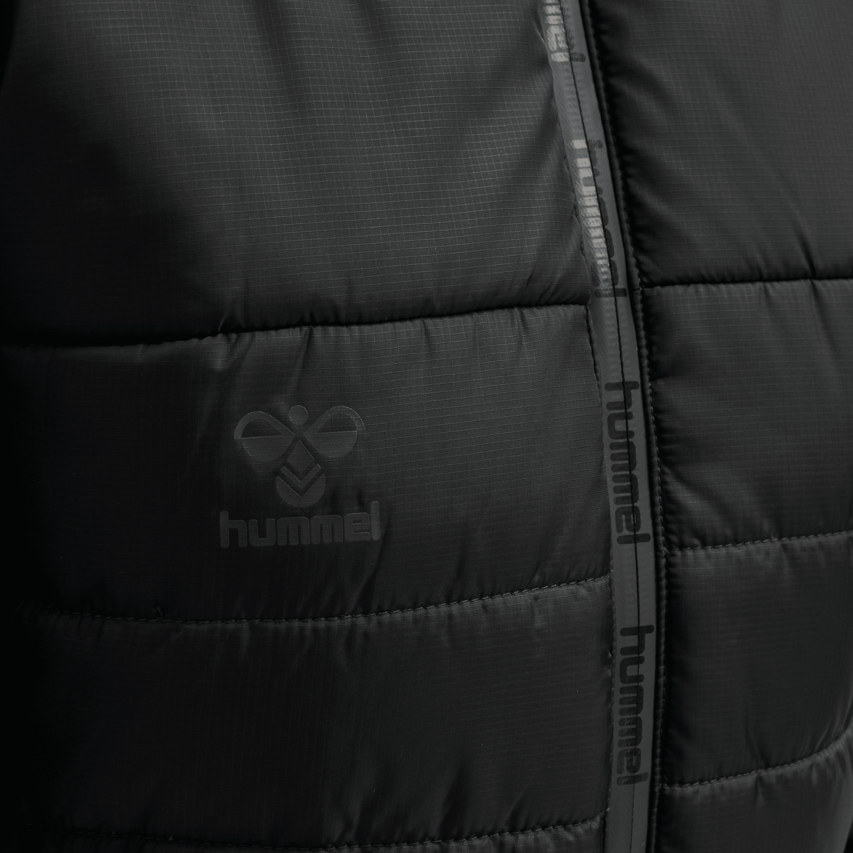 Hummel Women's North Quilted Hood Jacket 206688-3