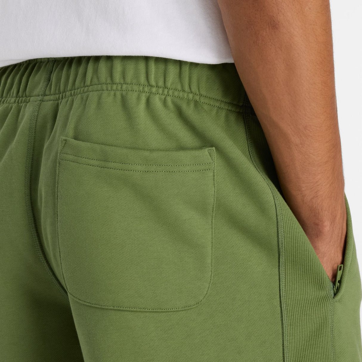 New Balance Men's Athletics French Terry Short 5-6