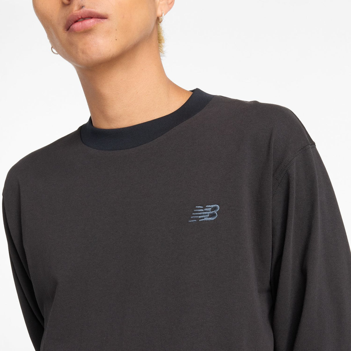 355711798.jpg