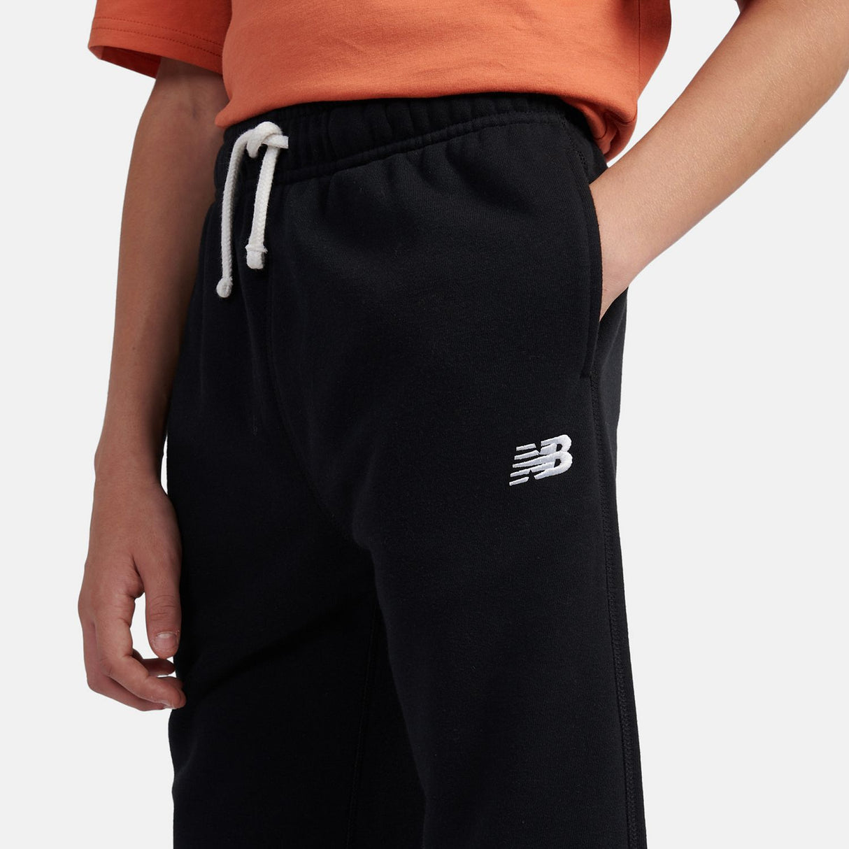 New Balance French Terry Small Logo Jogger-11